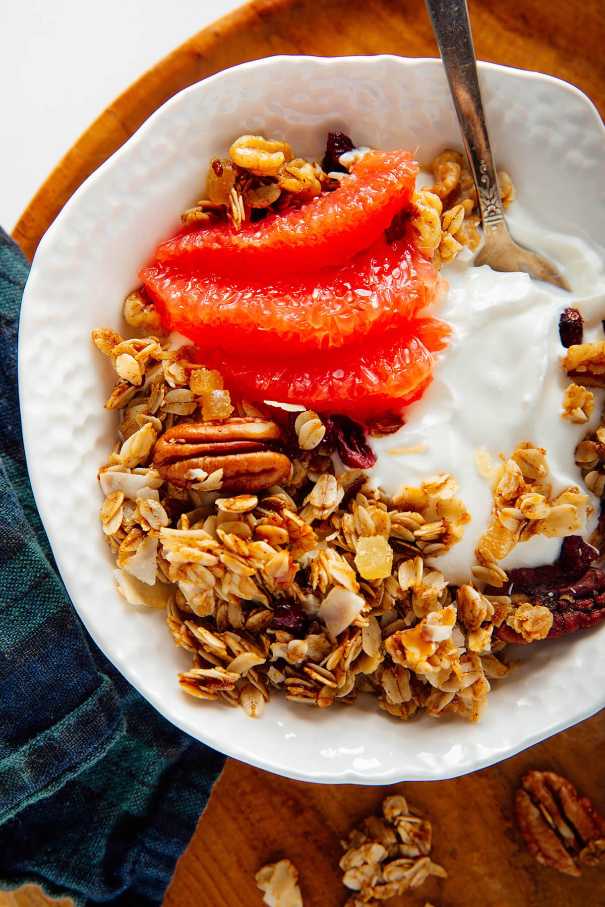gingerbread granola with yogurt